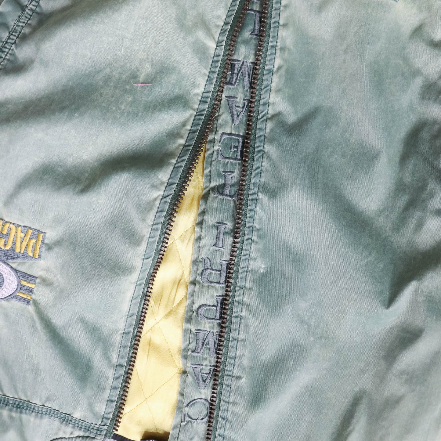 Green Bay Packers Campri Quilted Bomber Jacket - 90s (L)