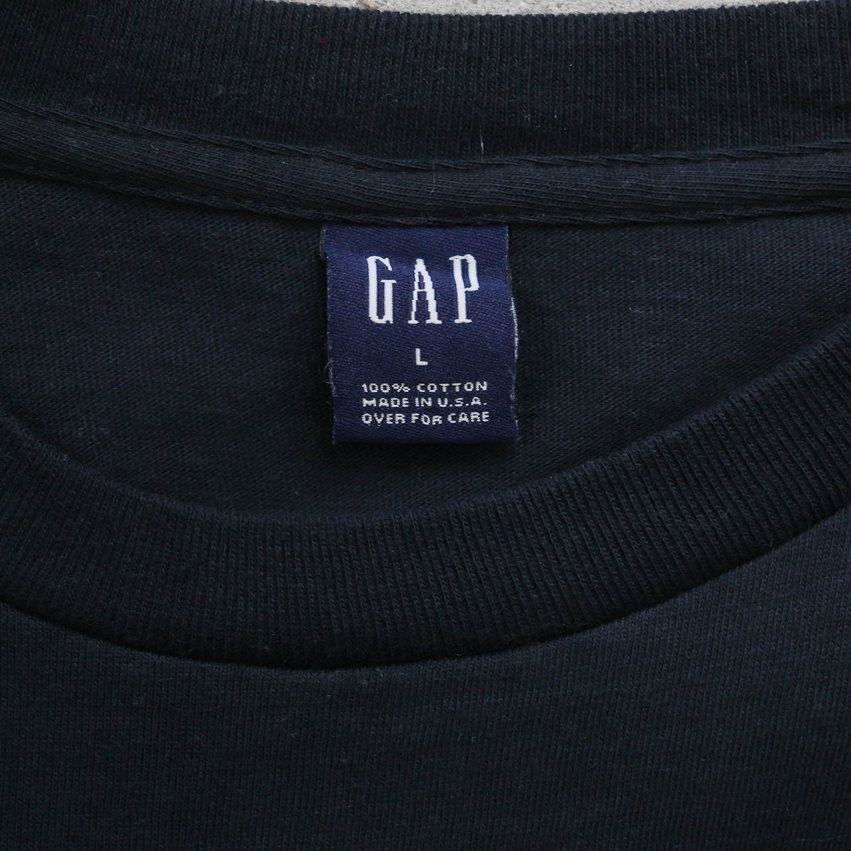 GAP Athletic 3M Reflective Spellout Tee – 2000s (L)