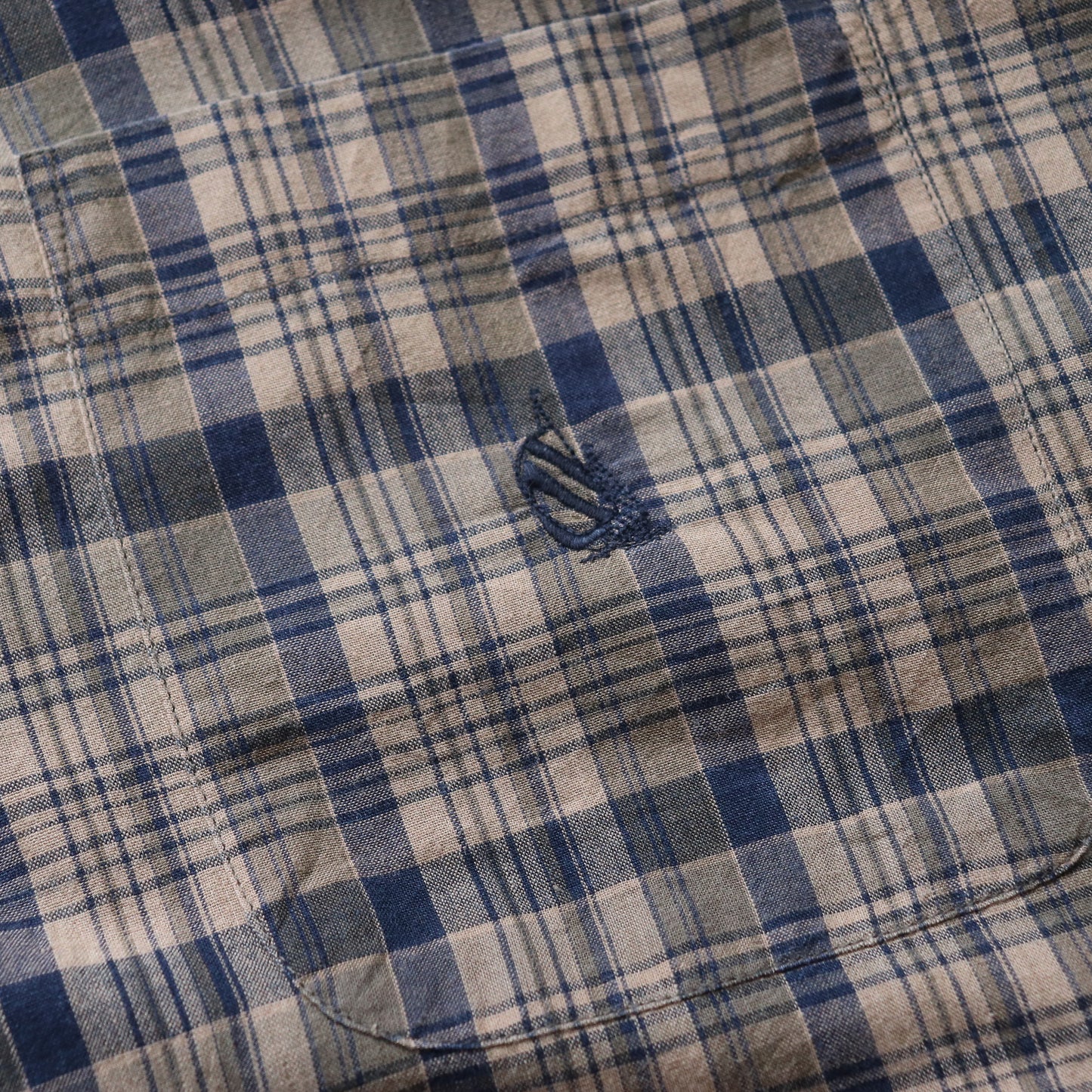 Vintage Nautica Plaid Button Up Shirt - L