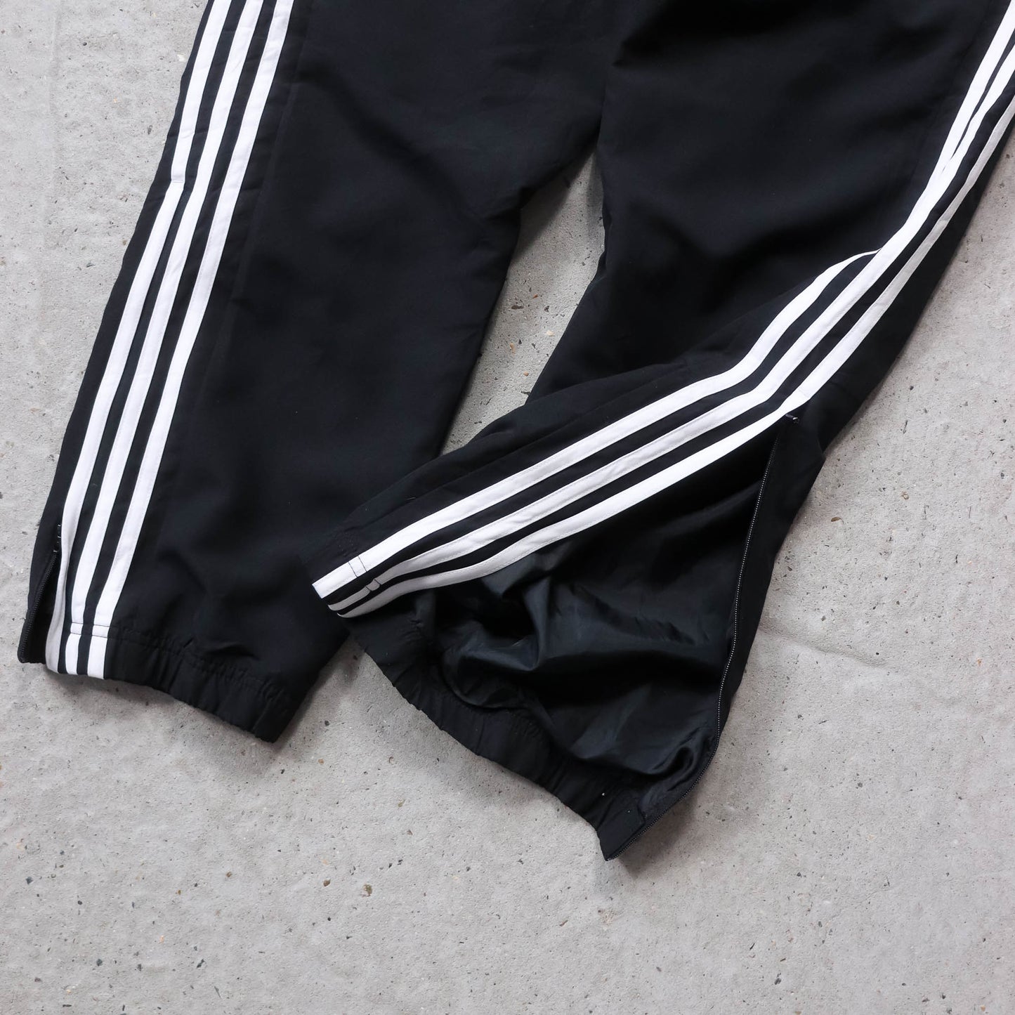 Adidas 3-Stripe Embroidered Track Pants - 2000s (L)