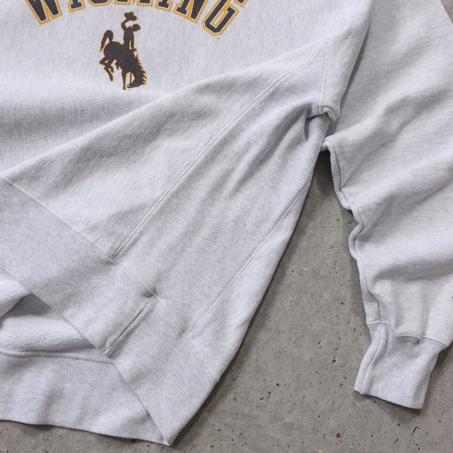 Wyoming Cowboys Champion Reverse Weave Sweatshirt - 90s (L)