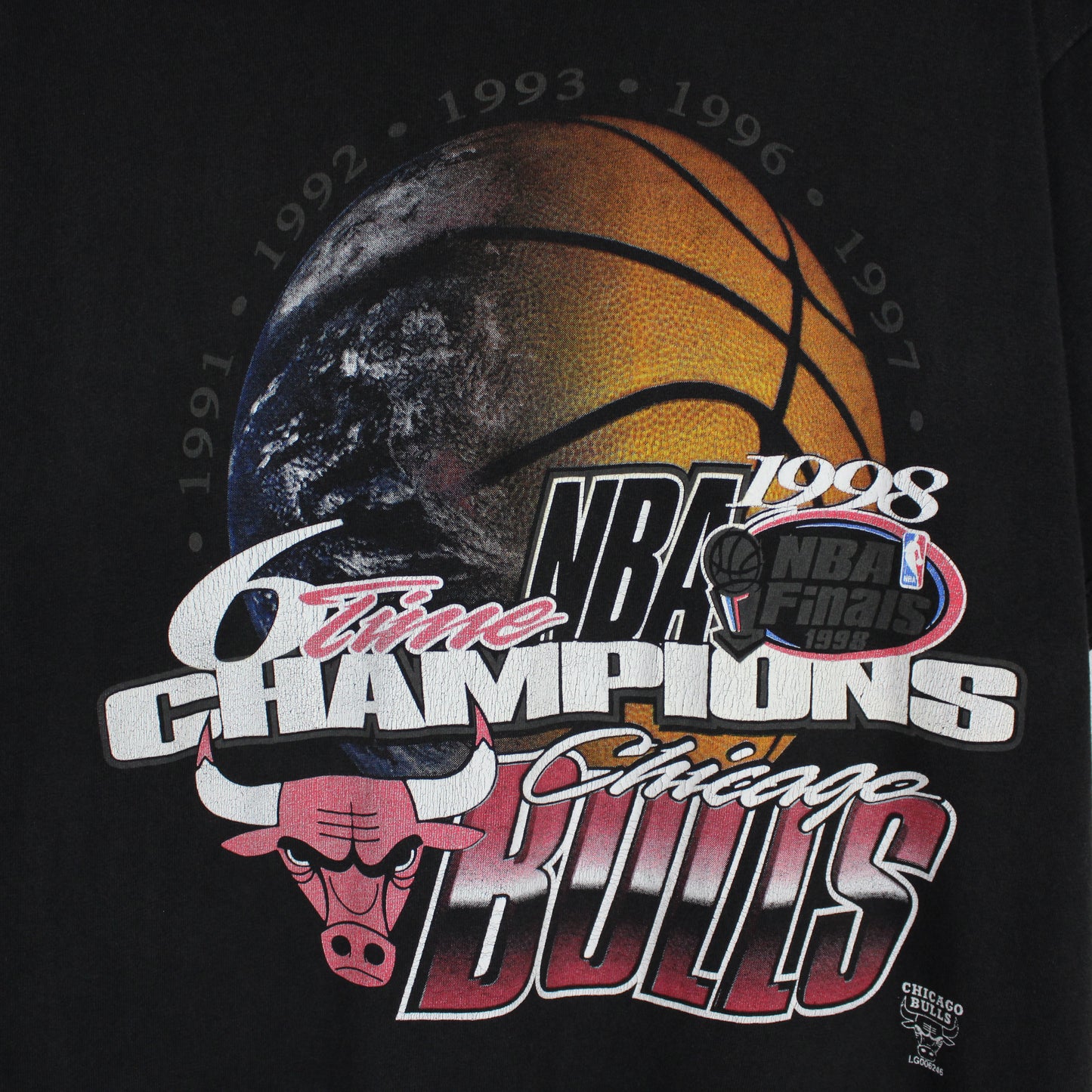 Vintage 1998 Chicago Bulls NBA Champions Tee - L