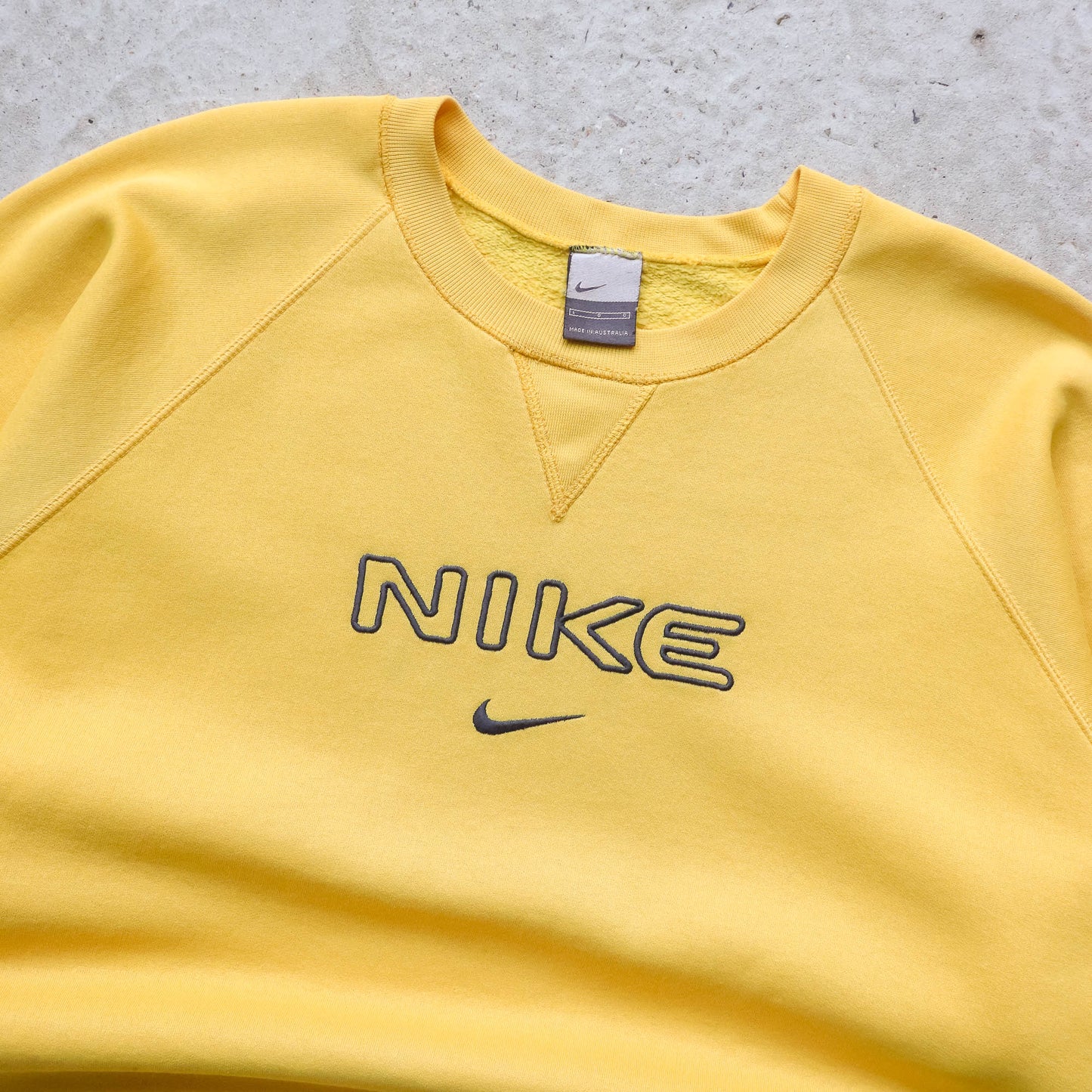 Nike Spellout Centre Swoosh Embroidered Sweatshirt - 2000s (L)