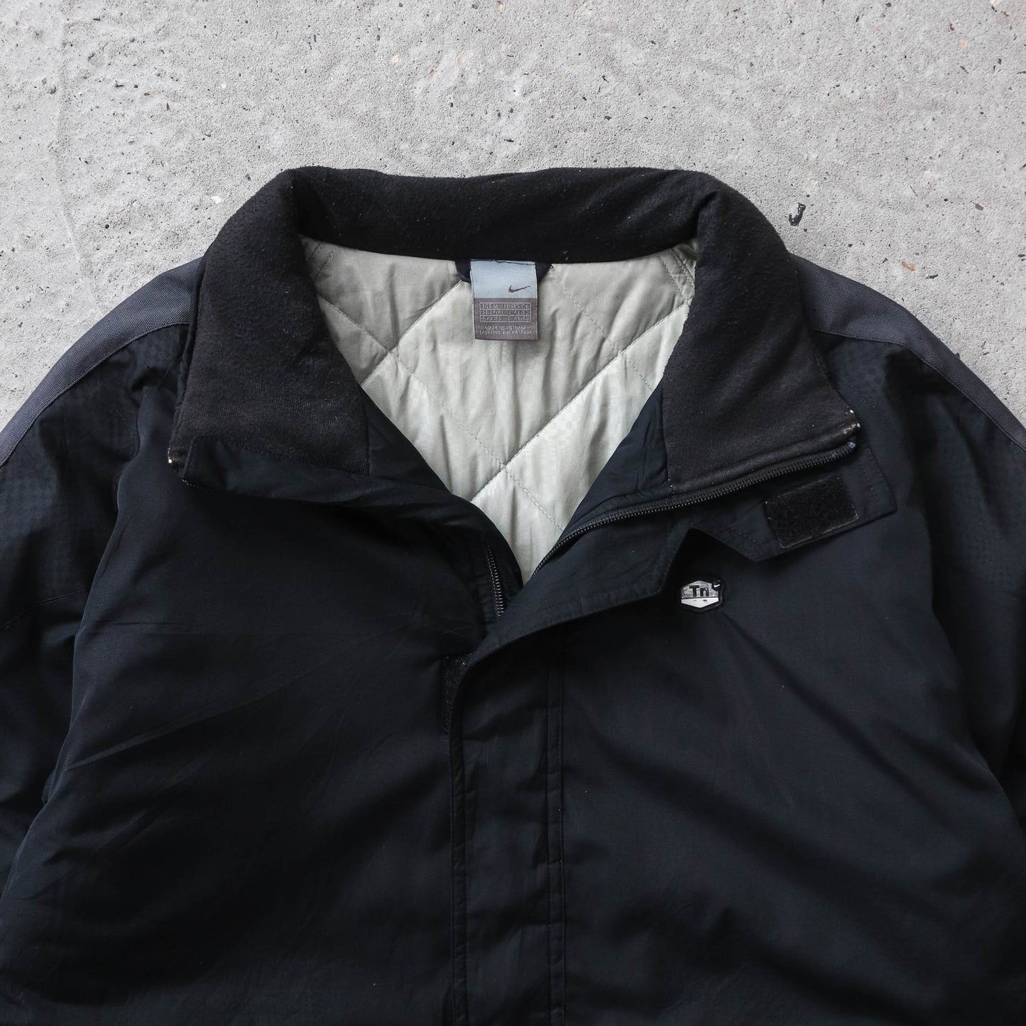 Vintage 2000s Nike TN Quilted Jacket - M