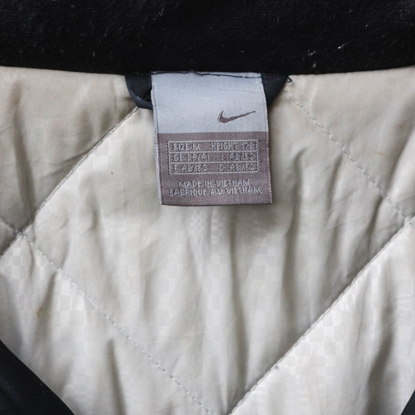 Vintage 2000s Nike TN Quilted Jacket - M