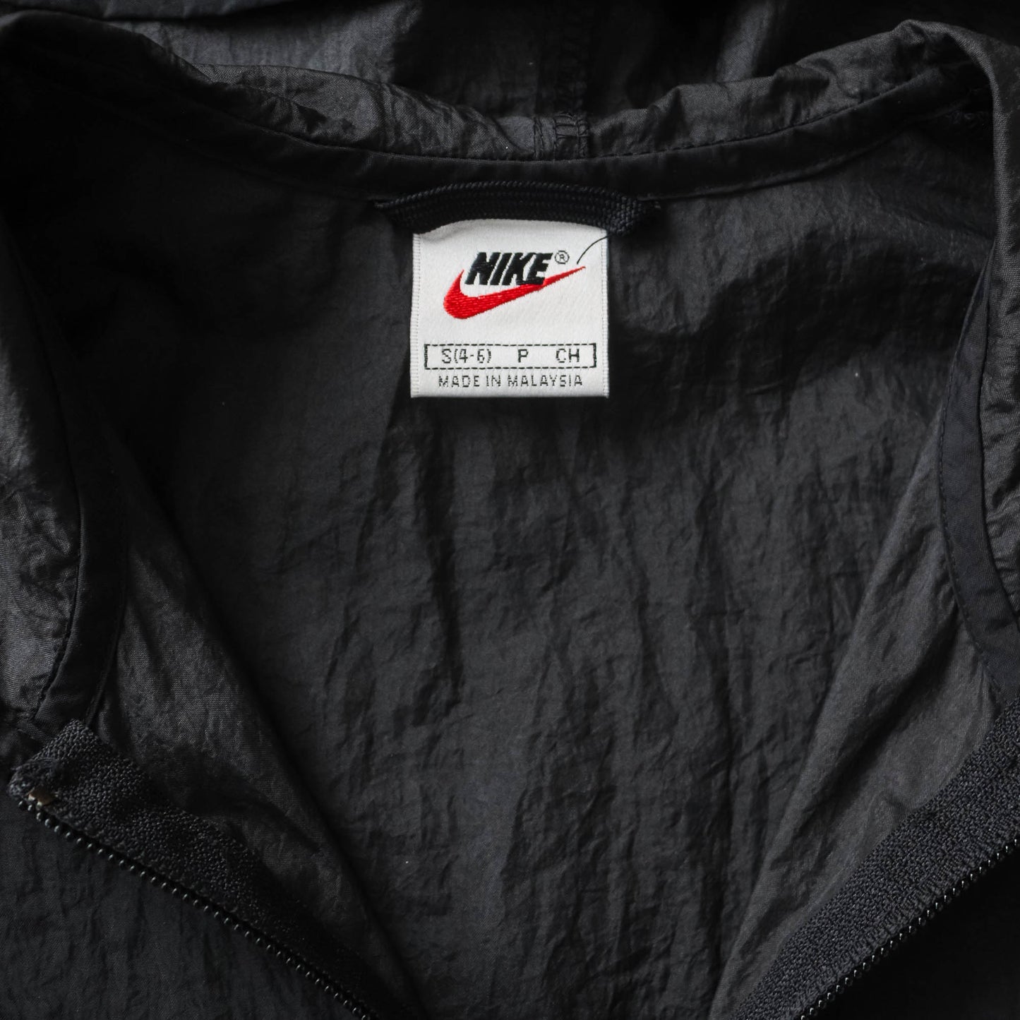 Vintage 90s Nike Spellout Hooded Spray Jacket - S