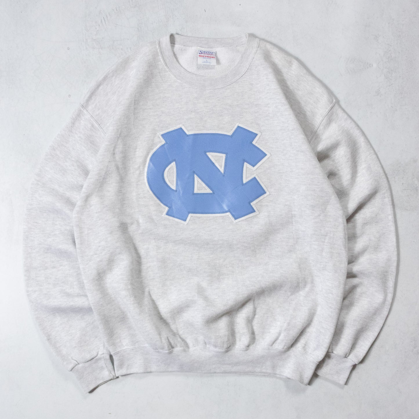Vintage 90s North Carolina Tarheels Embroidered NCAA Sweatshirt - L