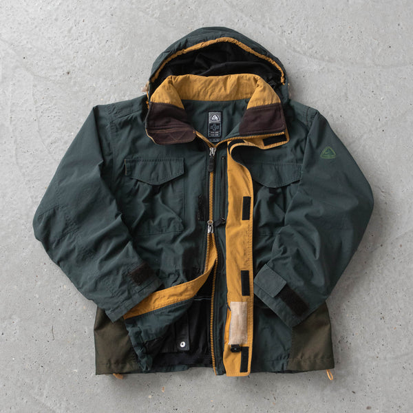 Vintage 2000s Nike ACG Technical Mountain Jacket - M