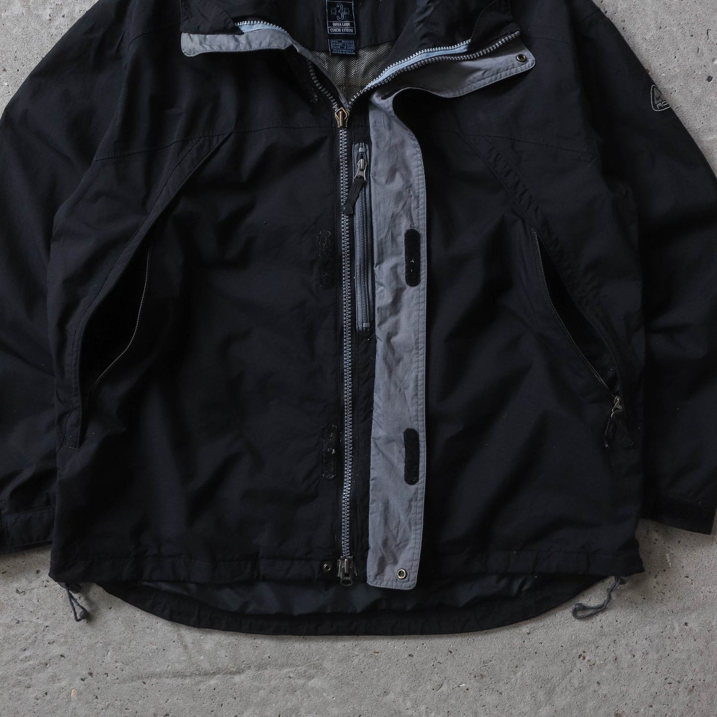 Vintage 2000s Nike ACG Technical Shell Jacket - L