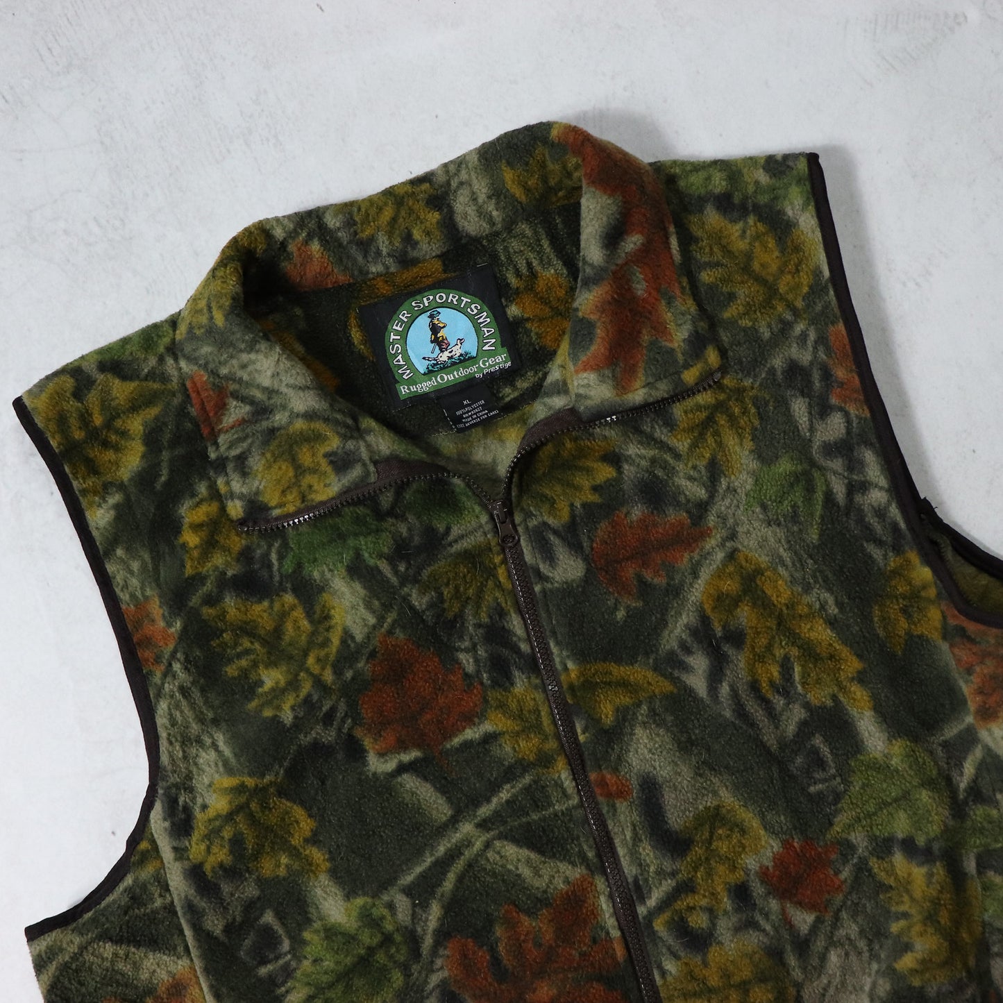 Vintage Realtree Camo Fleece Vest - XL