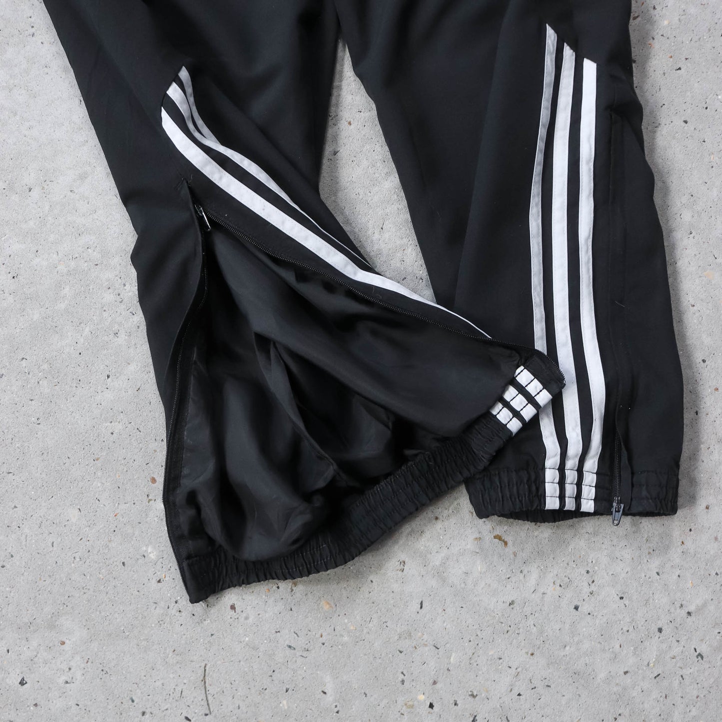 Adidas 3-Stripe Embroidered Track Pants - 2000s (L)