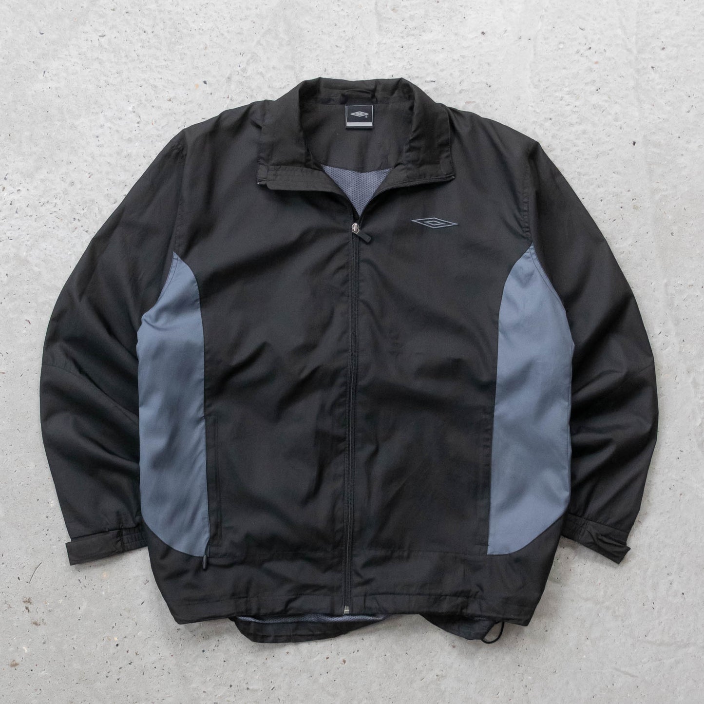 Umbro Two-Tone Diamond Logo Windbreaker Jacket - 2000s (L)