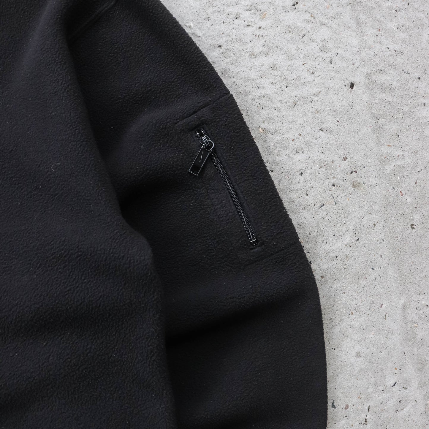 Nike Spellout Embroidered Fleece Pullover - 90s (L)