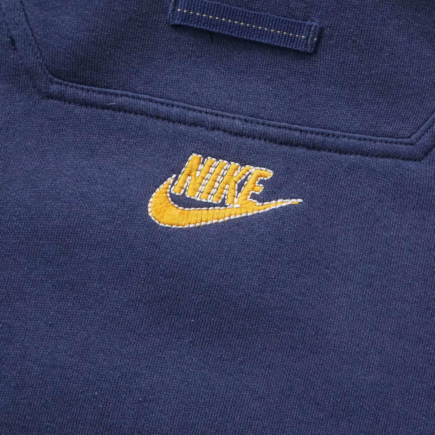 Nike Swoosh Embroidered 1/4 Zip Sweatshirt - 90s (L)