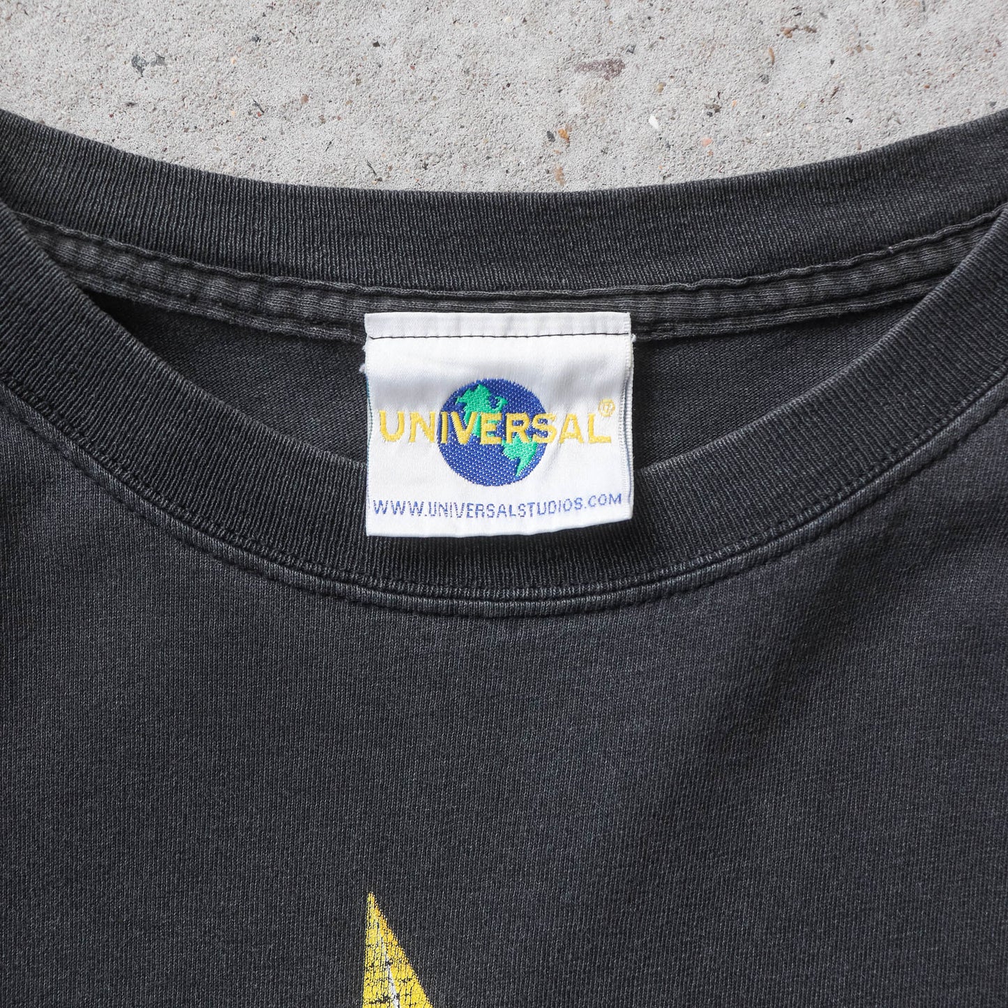 Vintage 90s Universal Studios Islands of Adventure Tee - L