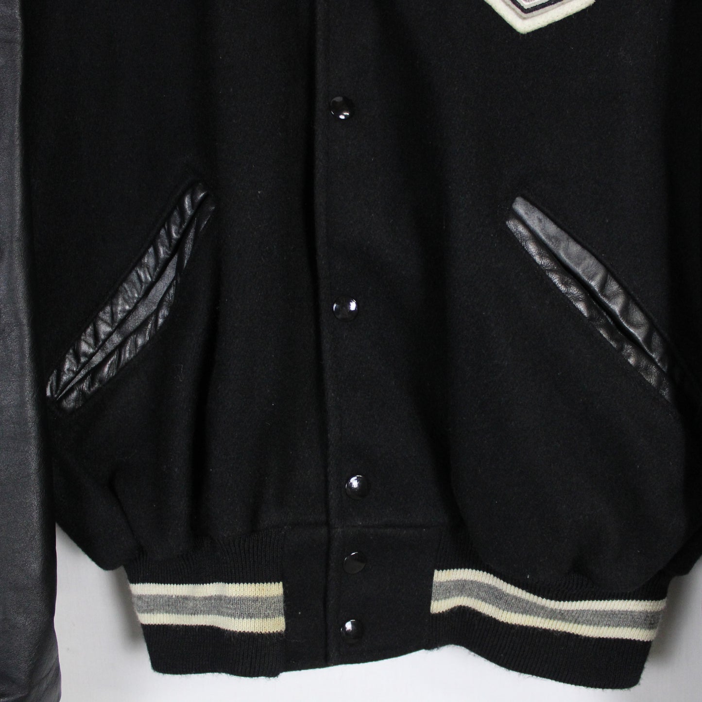 Vintage L.A Kings NHL Letterman Jacket - L