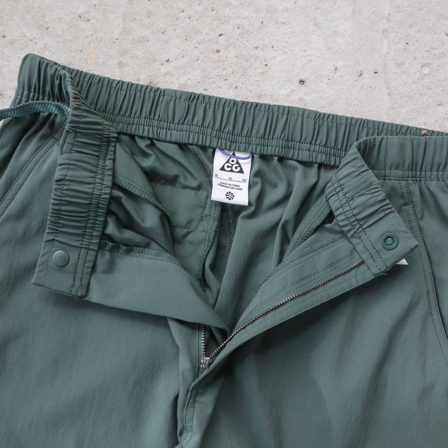 Nike ACG Technical Hiking Pants - 2000s (32')