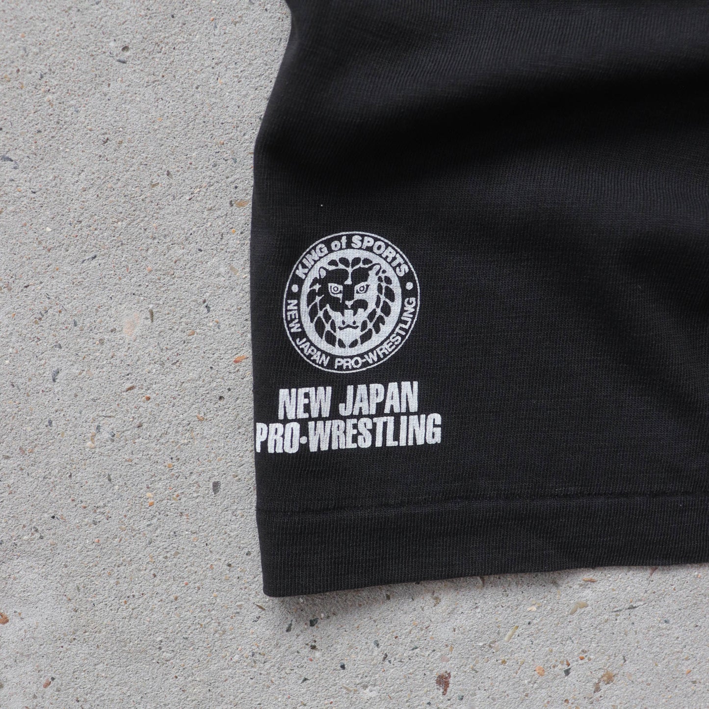 Vintage 1997 Great Muta vs Power Warrior NJPW Tee - L