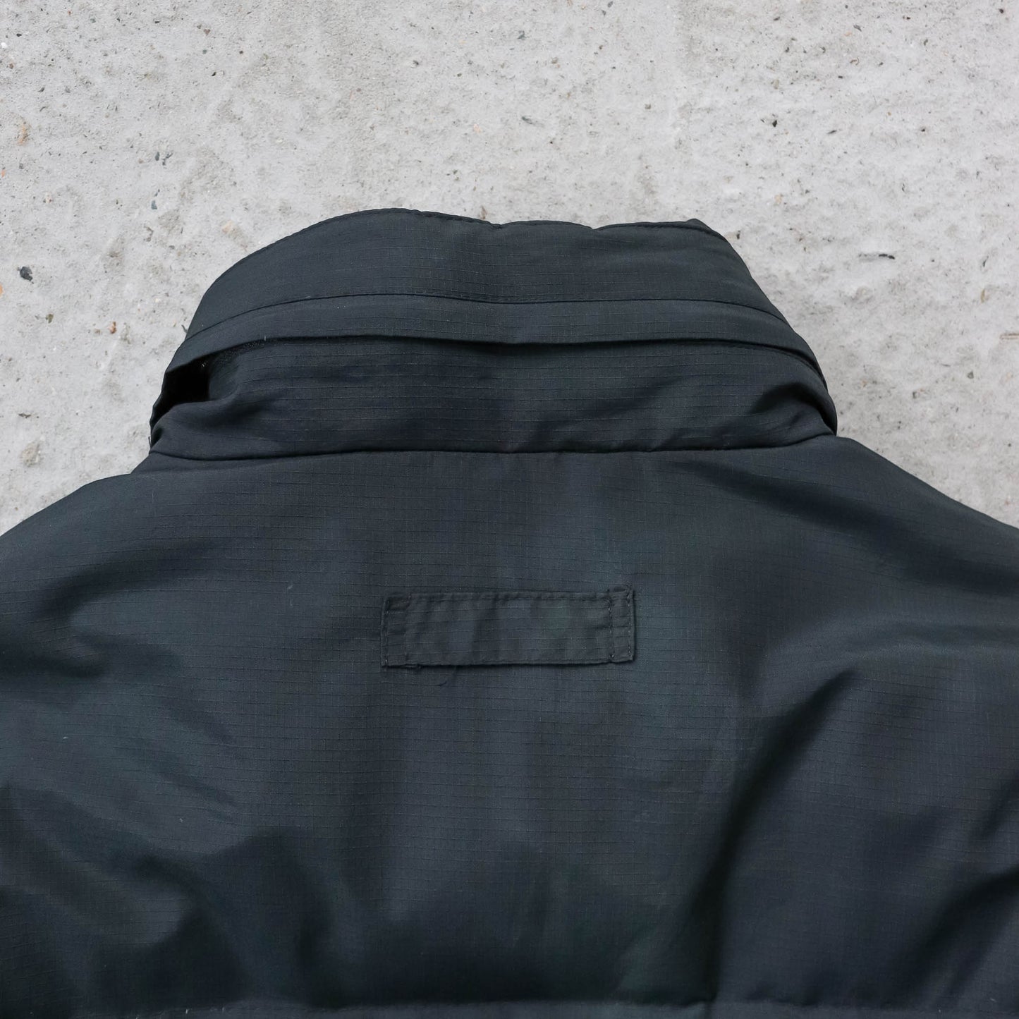 Nike ACG White Sport Down Puffer Jacket - 90s (L)
