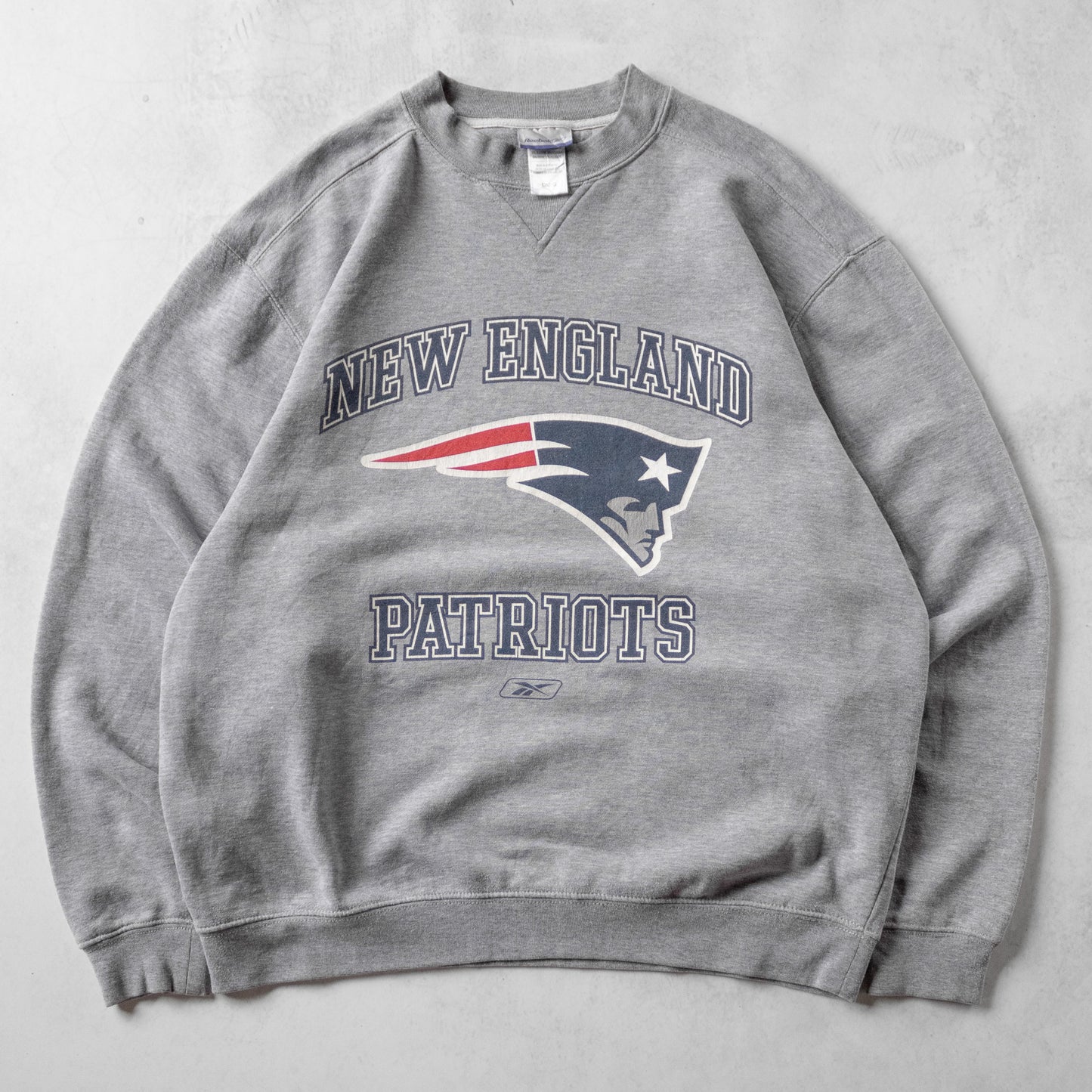 Vintage New England Patriots Reebok NFL Sweatshirt - L