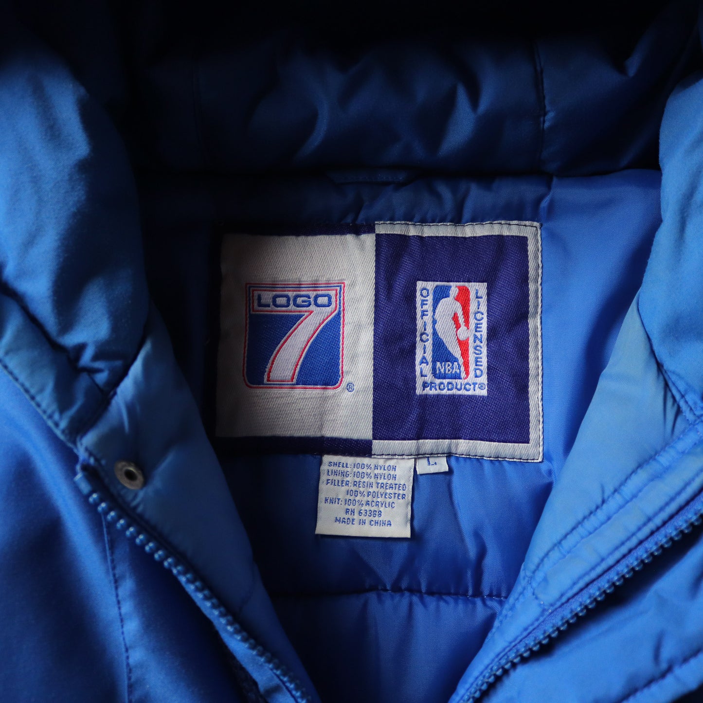 Vintage 90s New York Knicks Logo 7 NBA Puffer Jacket - L
