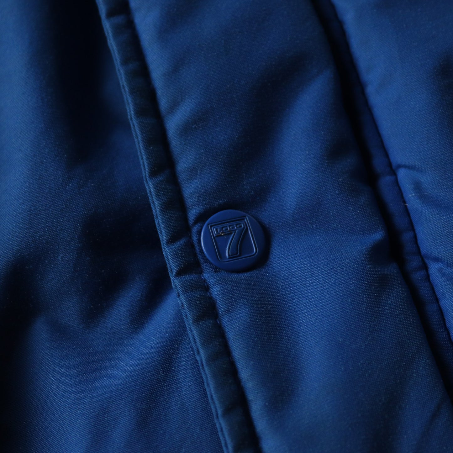 Vintage 90s New York Knicks Logo 7 NBA Puffer Jacket - L