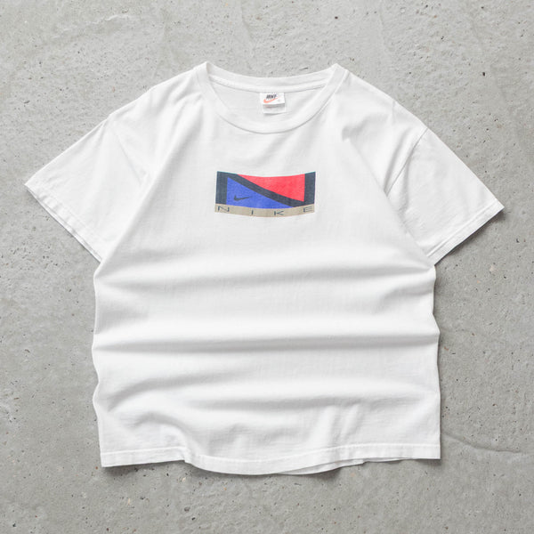 Vintage 90s Nike Graphic Tee - M - AL Vintage