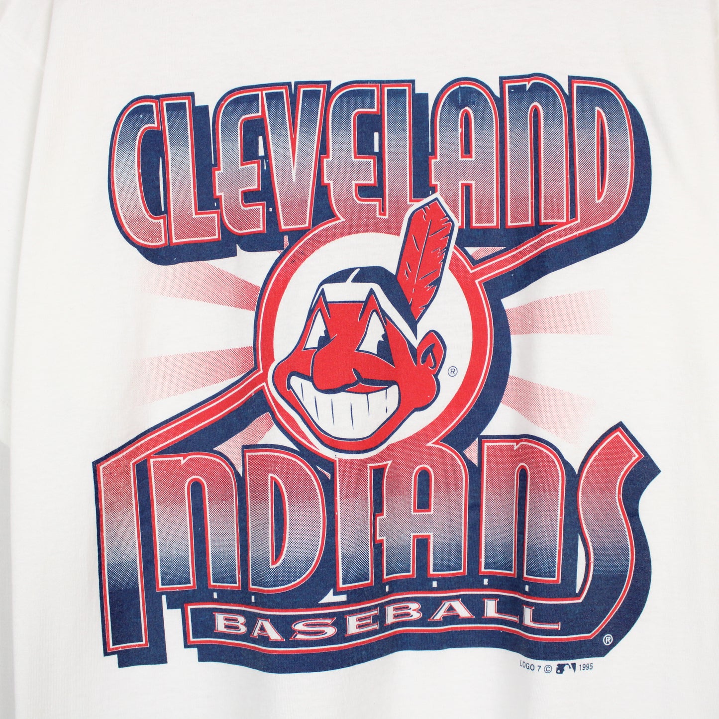 Vintage 1995 Cleveland Indians MLB Tee - L