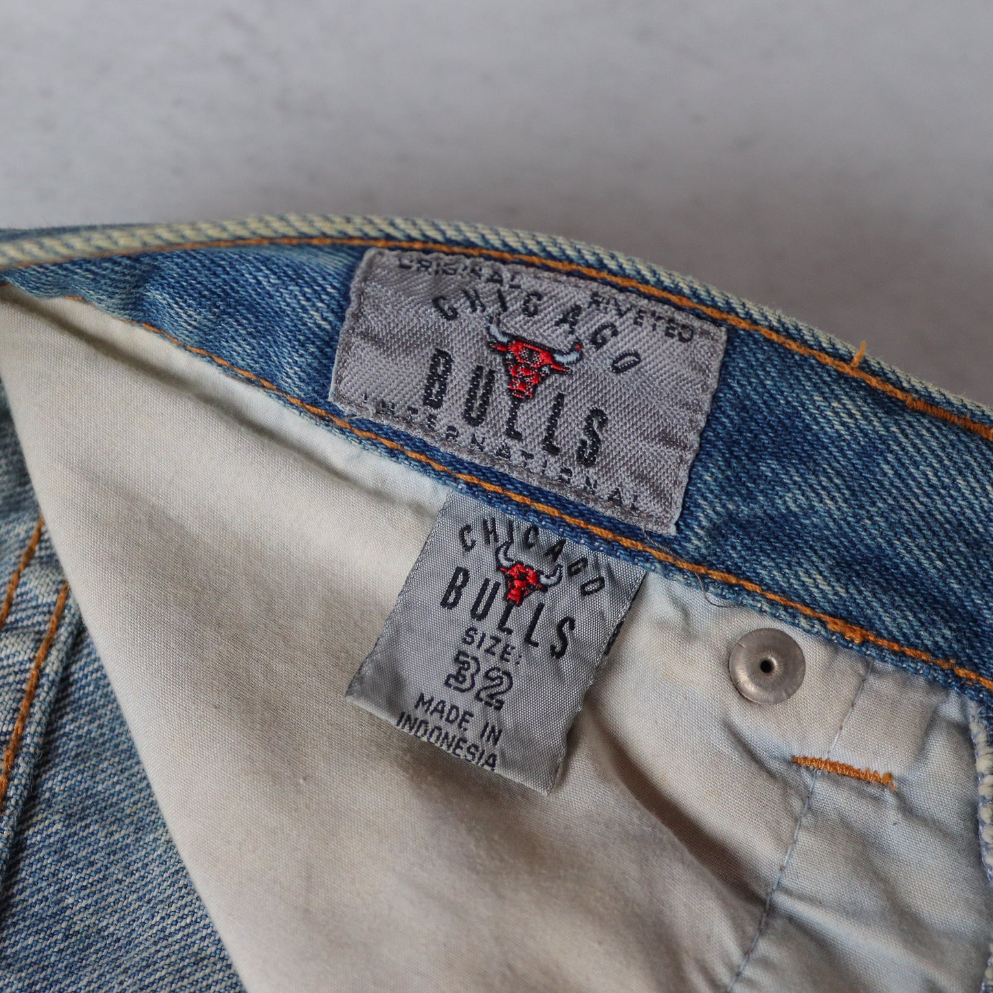 Vintage Chicago Bulls NBA Denim Jeans - 32x32