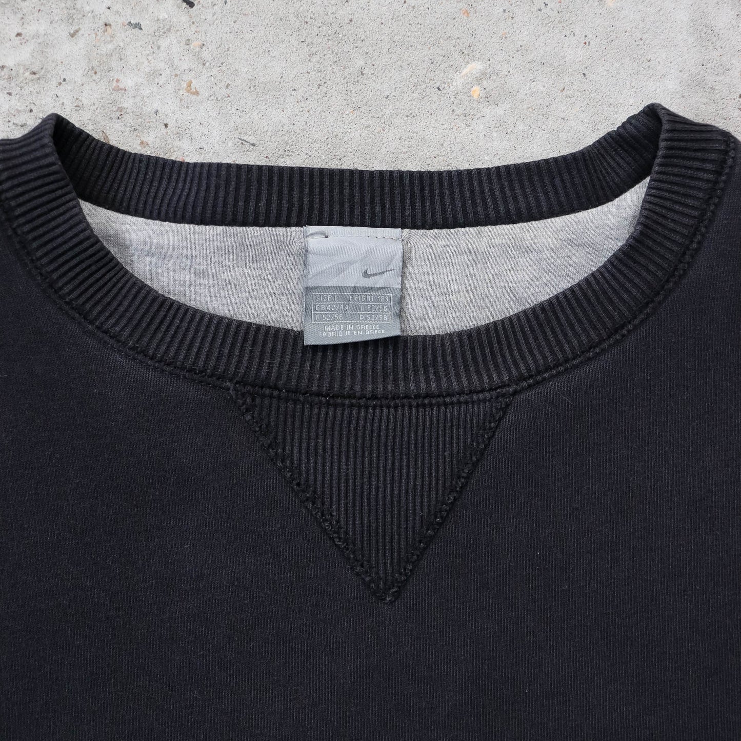 Nike Mini Swoosh Embroidered Sweatshirt - 2000s (L)