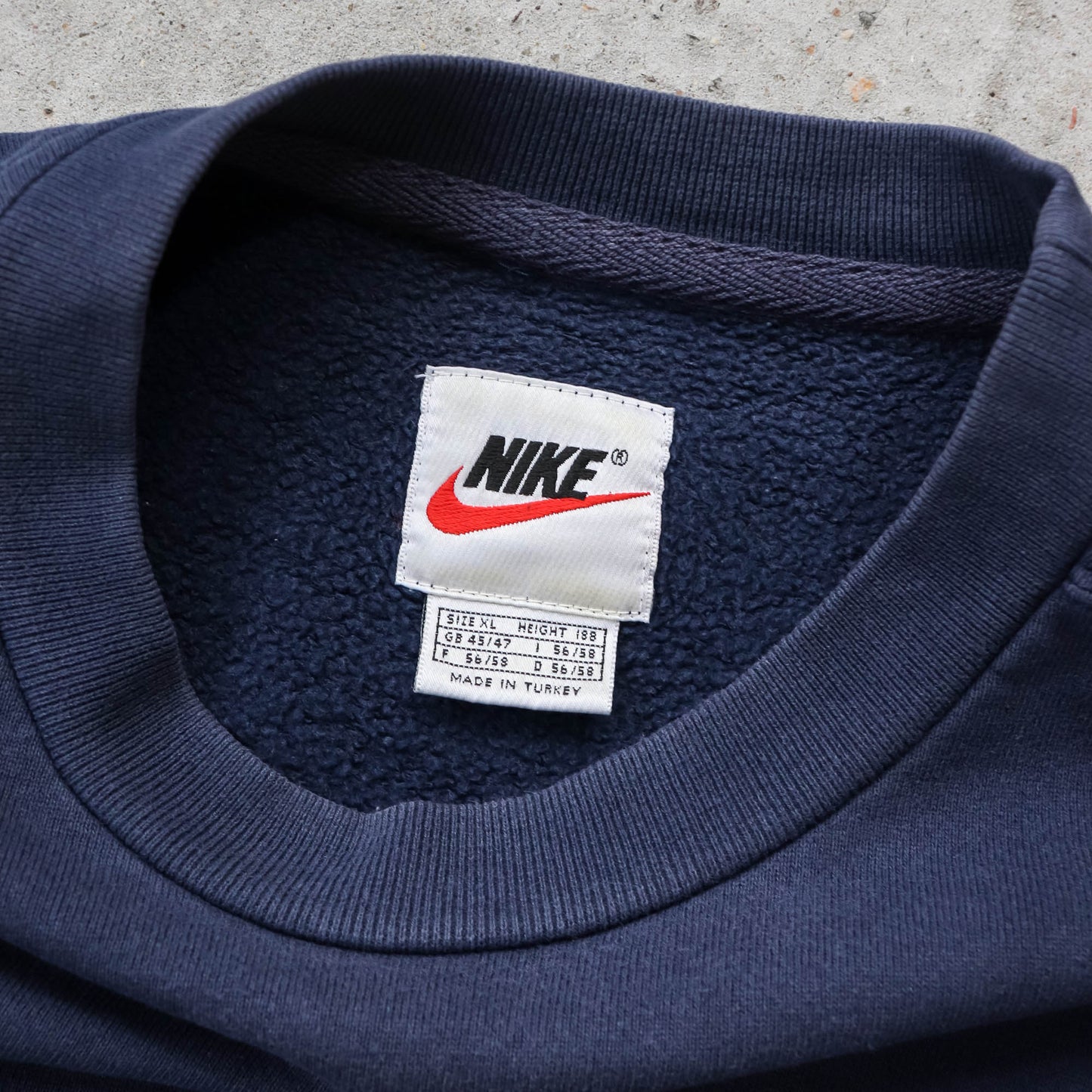 Nike Mini Swoosh Embroidered Sweatshirt - 90s (XL)