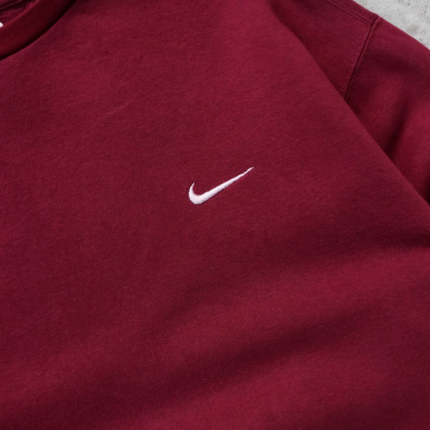 Nike Mini Swoosh Embroidered Sweatshirt - 90s (L)