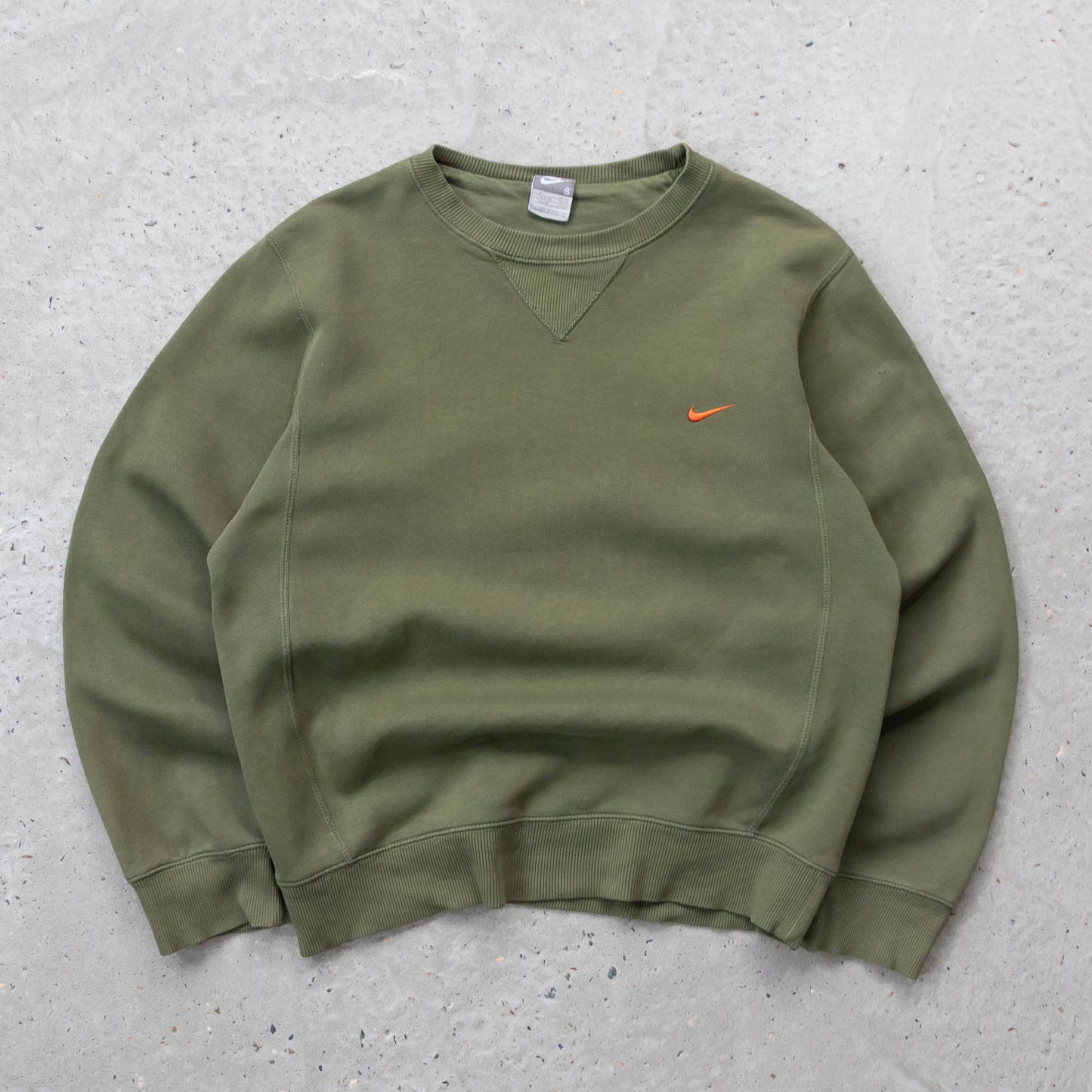 Nike Mini Swoosh Embroidered Sweatshirt - 2000s (S)