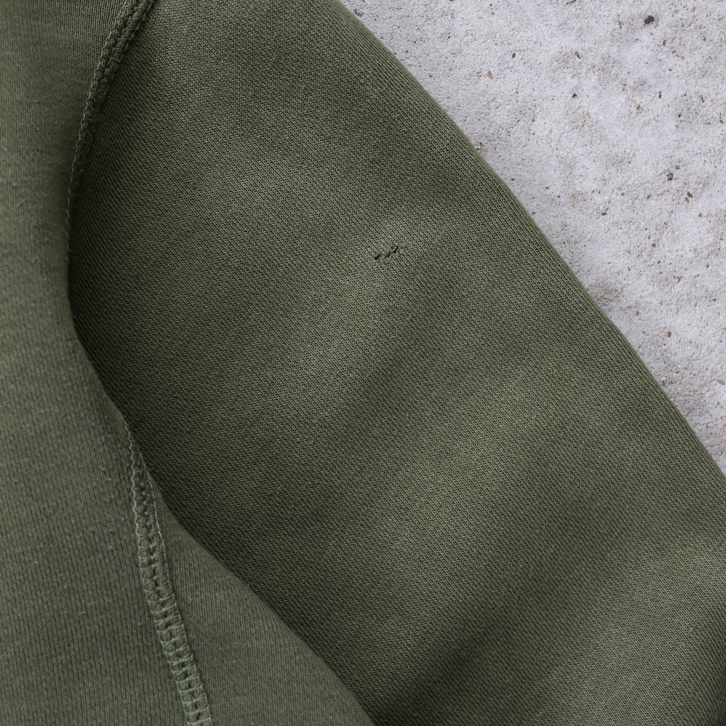 Nike Mini Swoosh Embroidered Sweatshirt - 2000s (S)