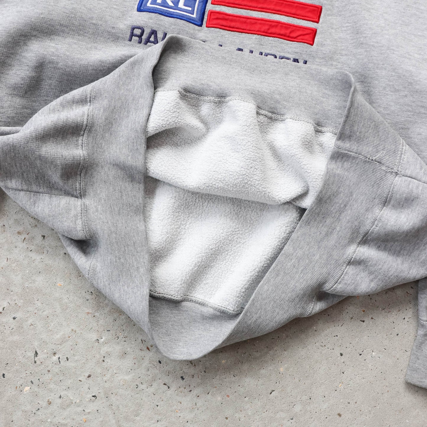 Chaps Ralph Lauren Embroidered Flag Sweatshirt - 90s (L)
