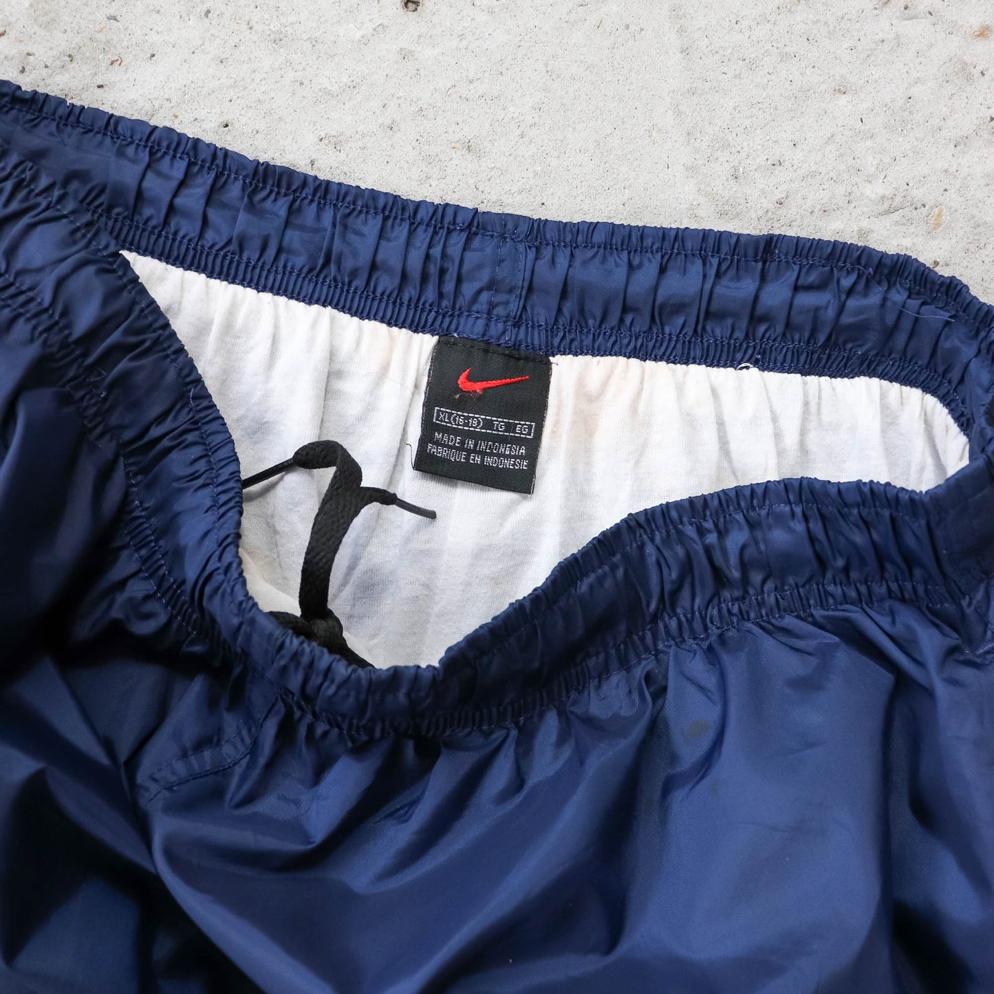 Nike Mini Swoosh Embroidered Track Pants - 90s (M)
