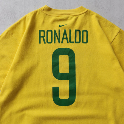 Vintage 90s Ronaldo R9 Brasil Nike Tee - XS