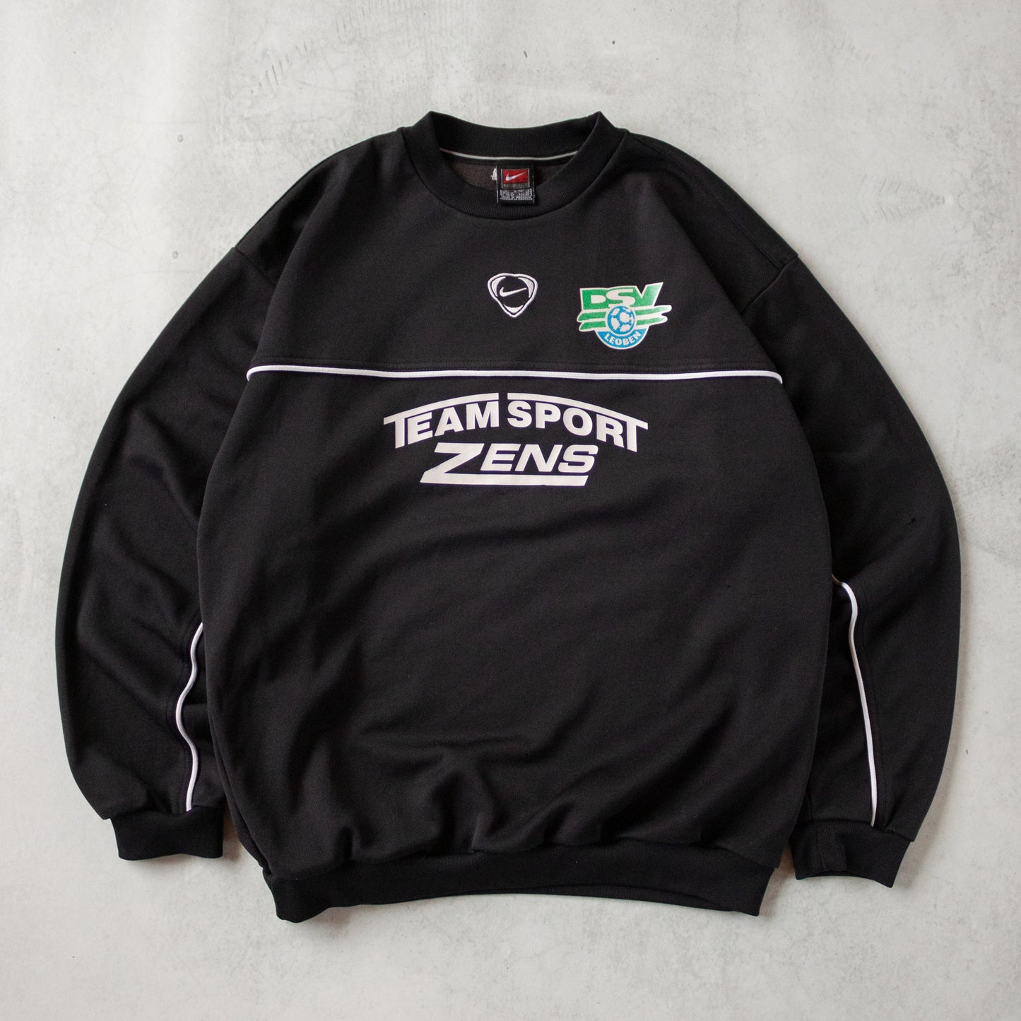 Vintage Nike DSV Leoben Sweatshirt - M