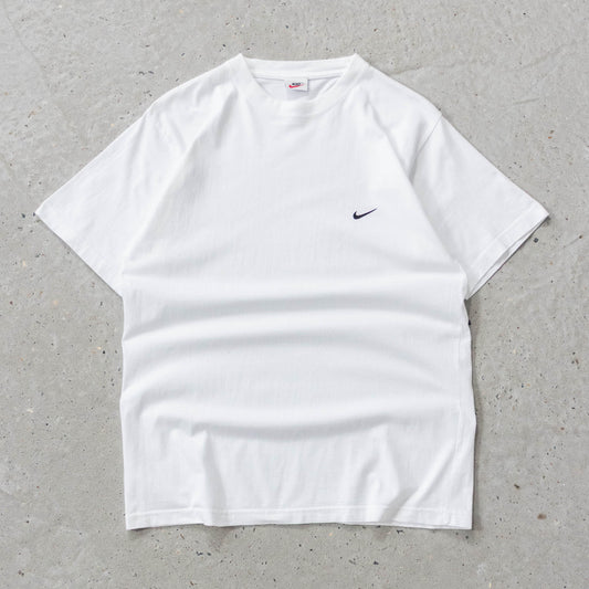 Vintage 90s Nike Mini Swoosh Embroidered Tee - M