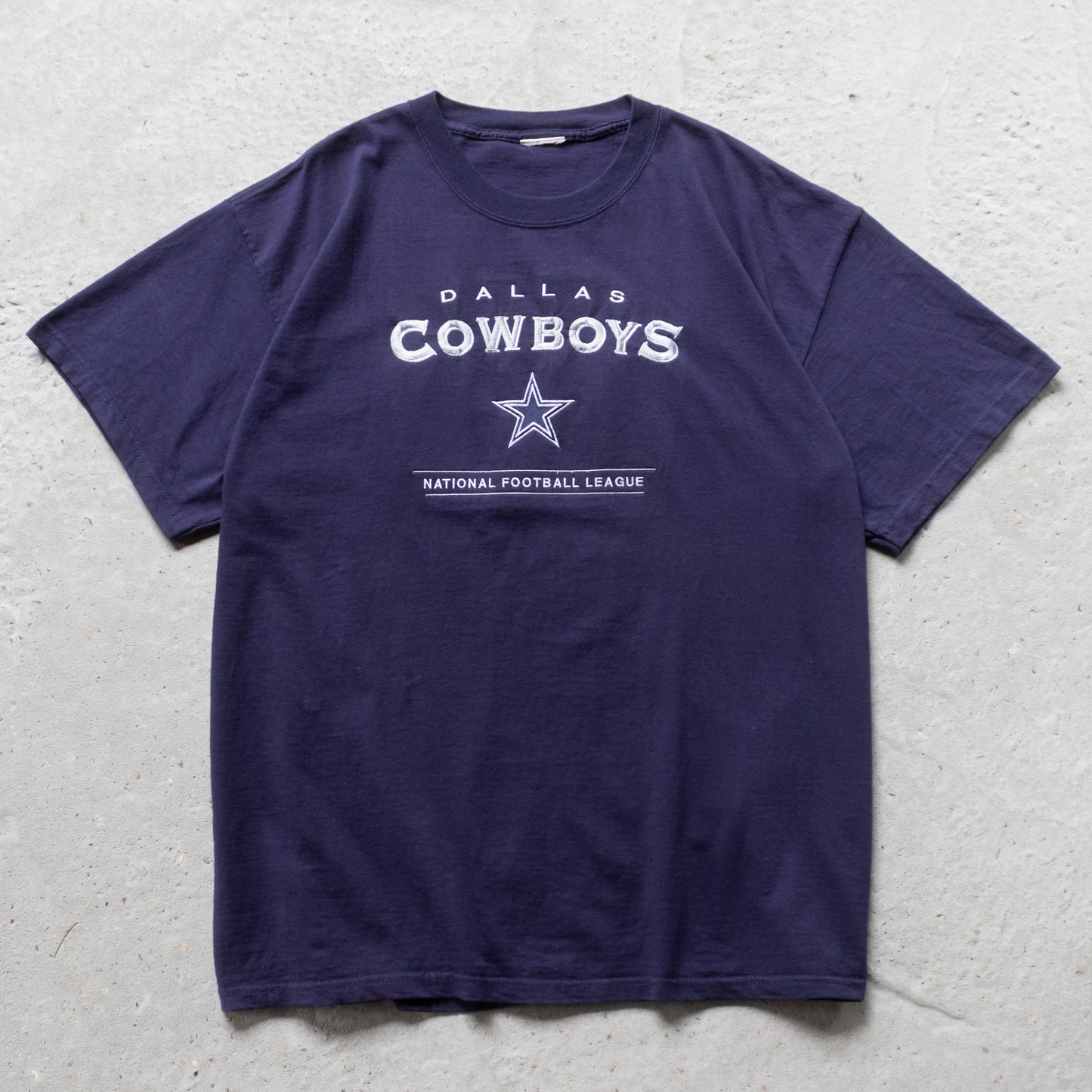 Vintage 90s Dallas Cowboys Embroidered NFL Tee - XL