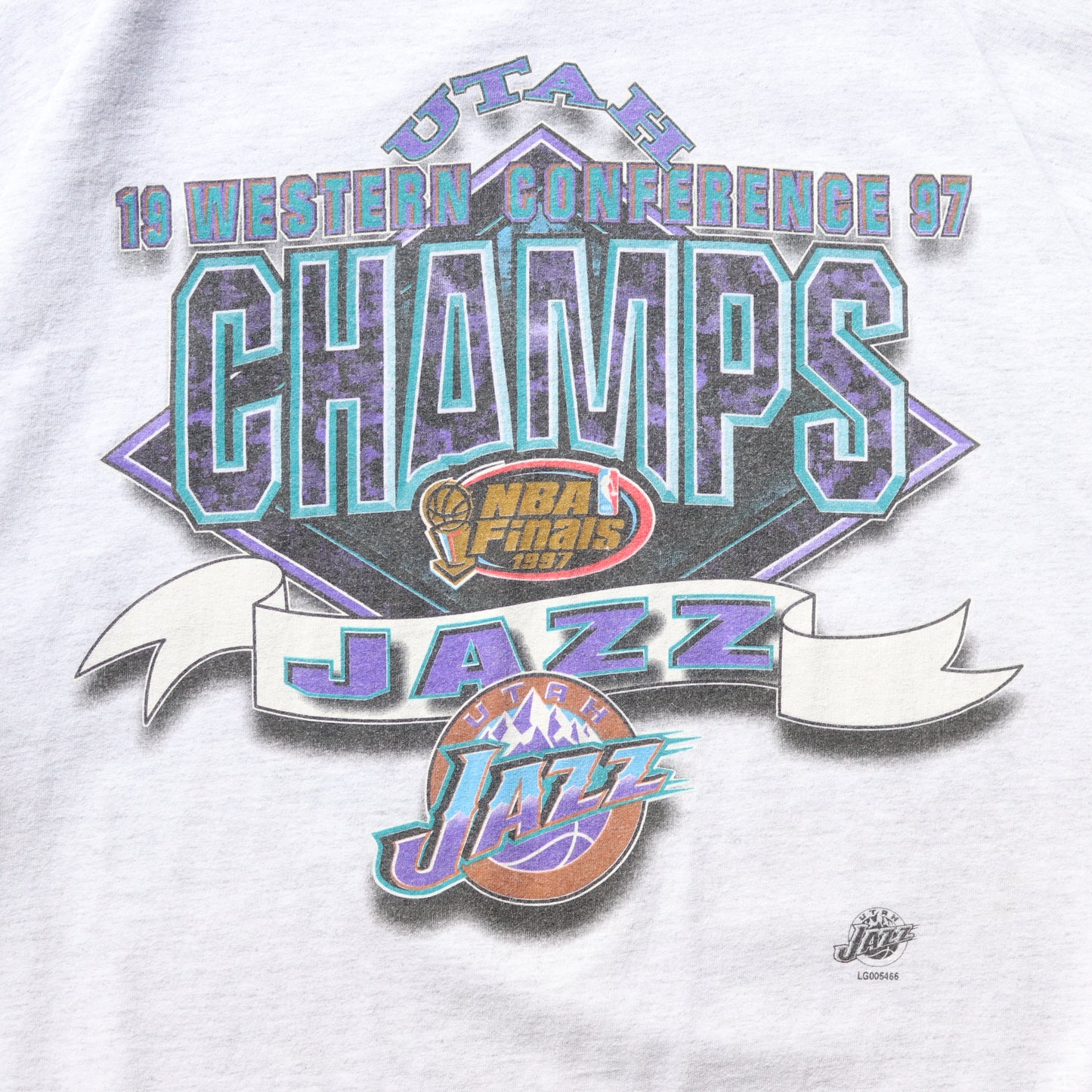 Vintage 1997 Utah Jazz NBA Tee - XXL