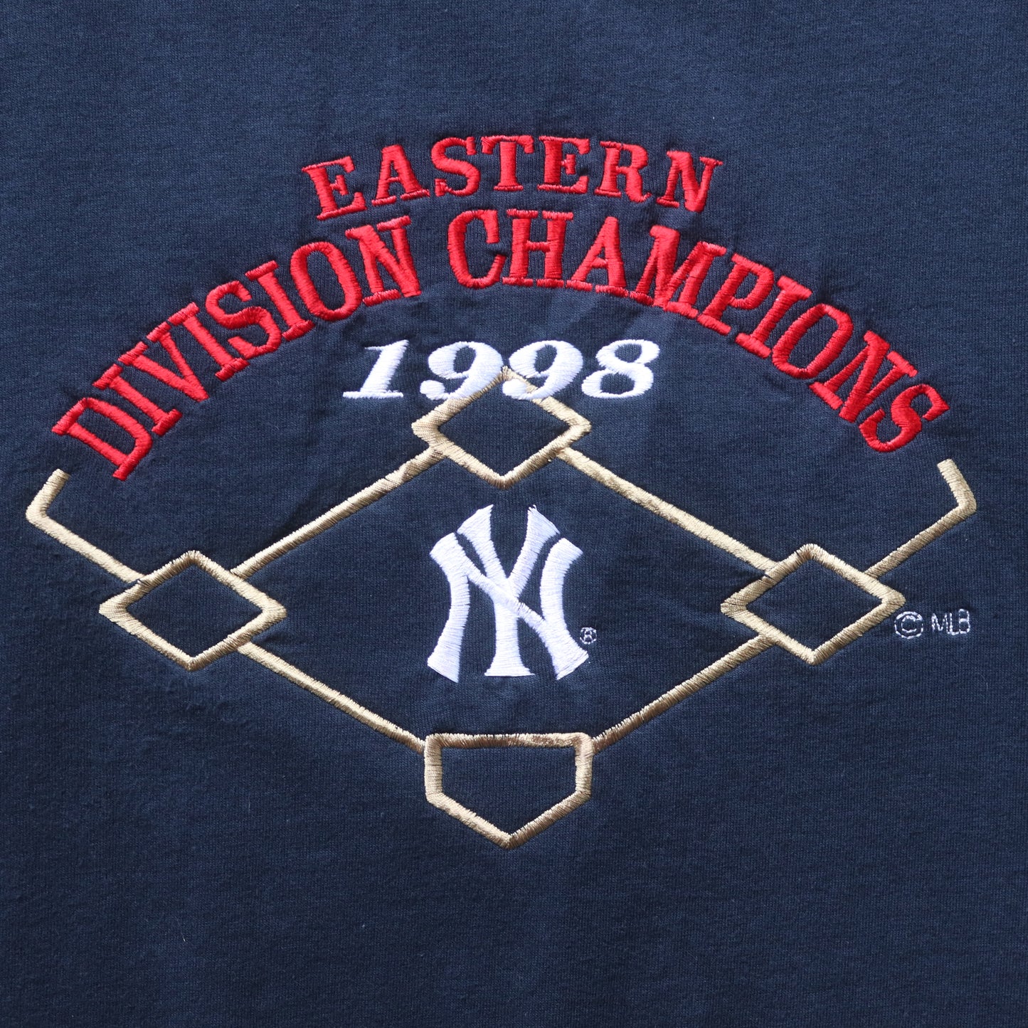 Vintage 1998 New York Yankees Embroidered MLB Tee - M