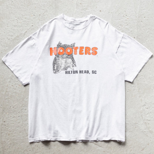 Vintage 90s Hooters More Than A Mouthful Tee - XL