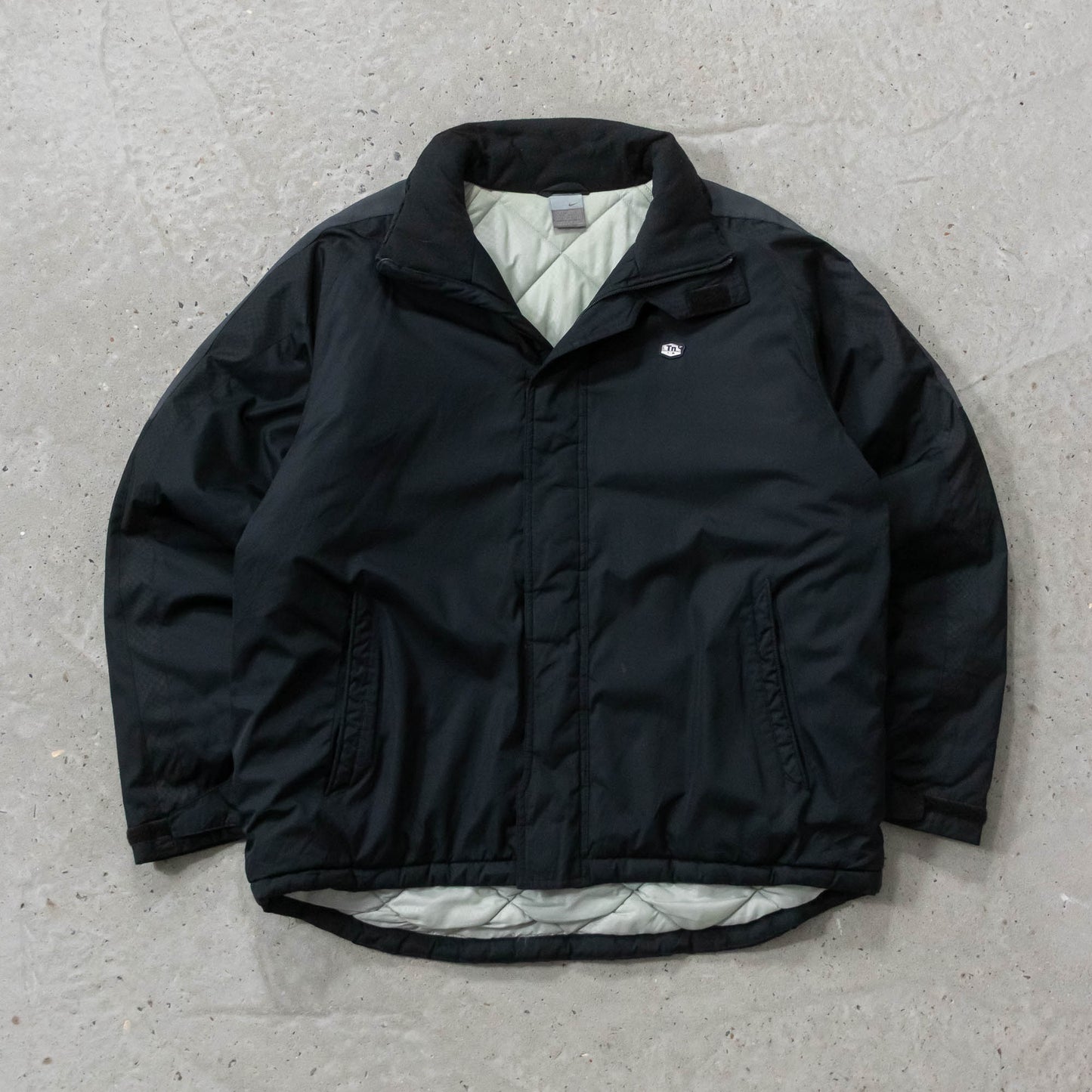Vintage 2000s Nike Air Max TN Carbon Quilted Jacket - L