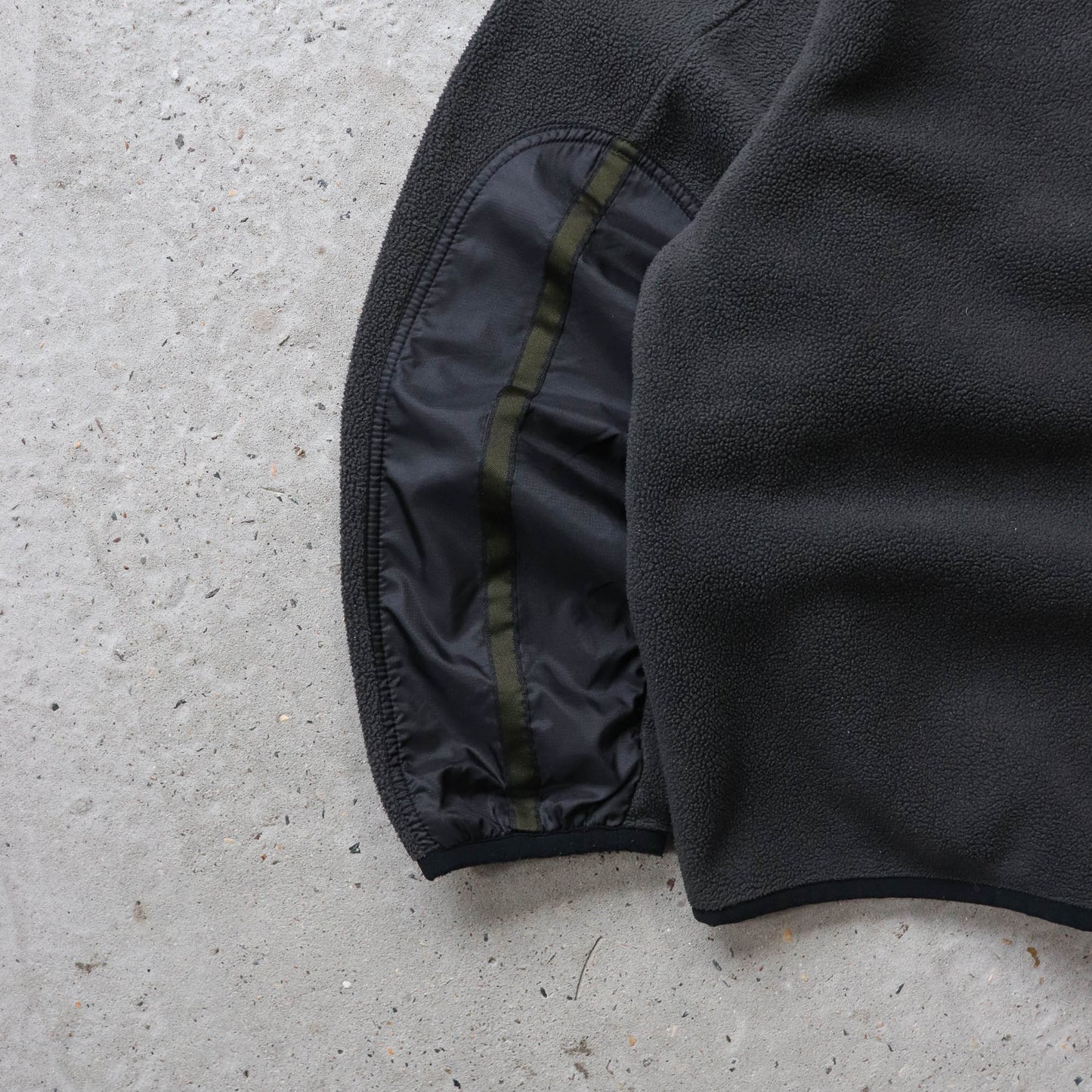 Nike Technical 1/4 Zip Fleece Pullover - 2000s (L)