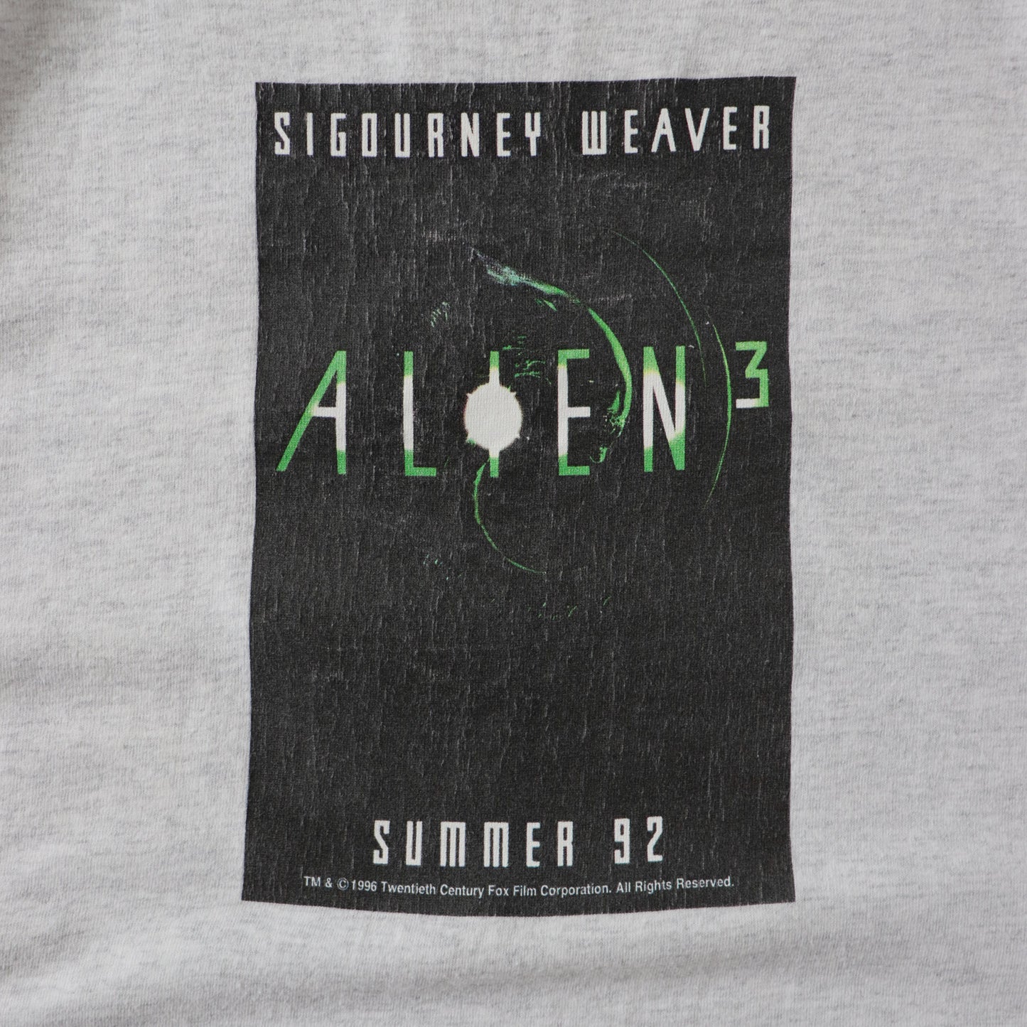 Vintage 1996 Alien 3 Signourney Weaver Promo Tee - M