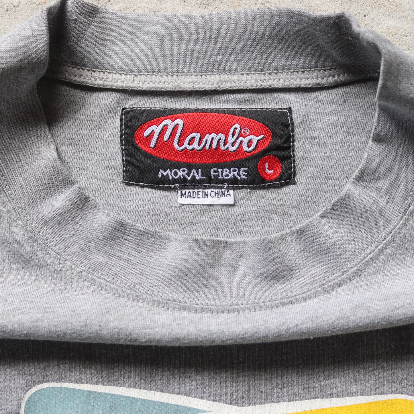 Vintage 2000 Mambo Graphic Tee - L