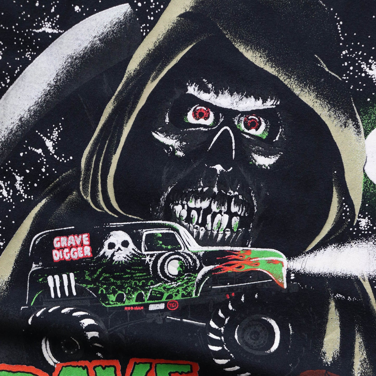 Grave Digger Monster Truck Tee - 90s (XXL)