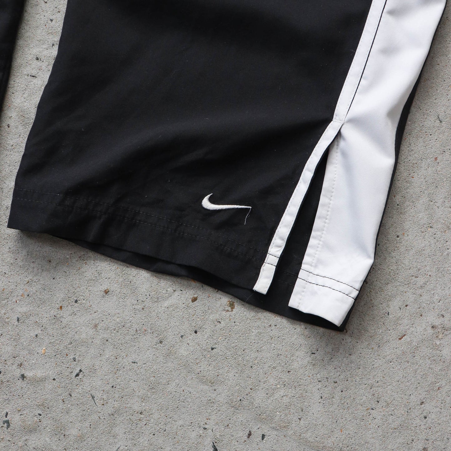 Nike Mini Swoosh Side Stripe Track Pants - 2000s (M)