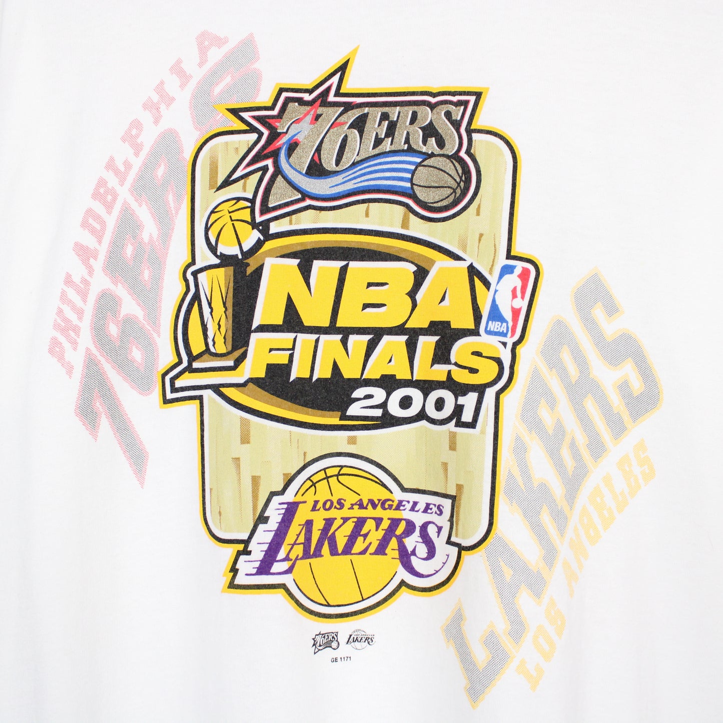 Vintage 2001 Lakers vs Sixers NBA Finals Tee - L